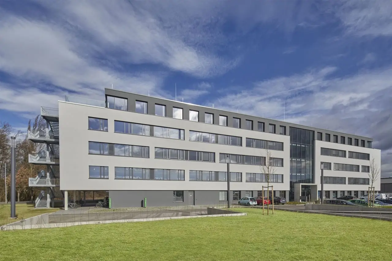 Vista Bensheim, Schmelz Metallbau
